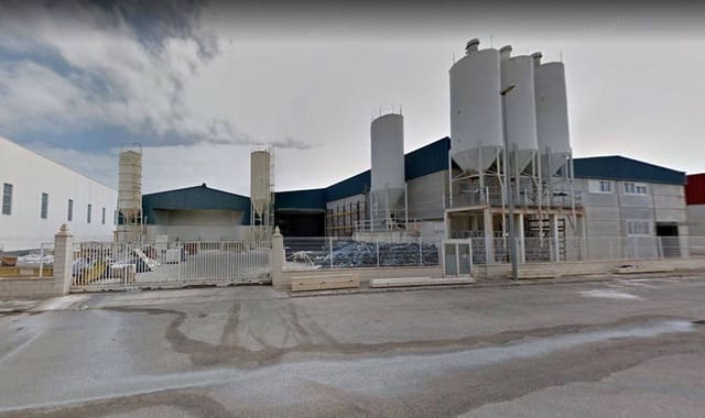 Erhverv til salg i Oliva - € 2.800.000 (Ref: 9251801)