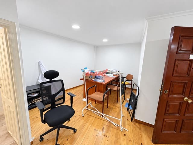 Dom na sprzedaż w Miasto Ourense - 155 000 € (Ref: 10141630)