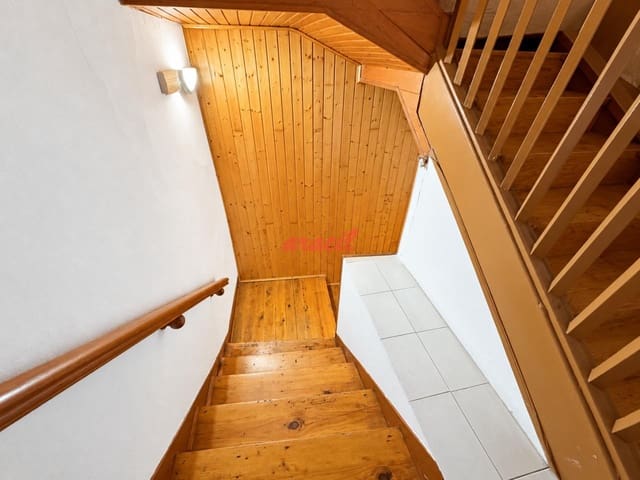 Dom na sprzedaż w Miasto Ourense - 155 000 € (Ref: 10141630)