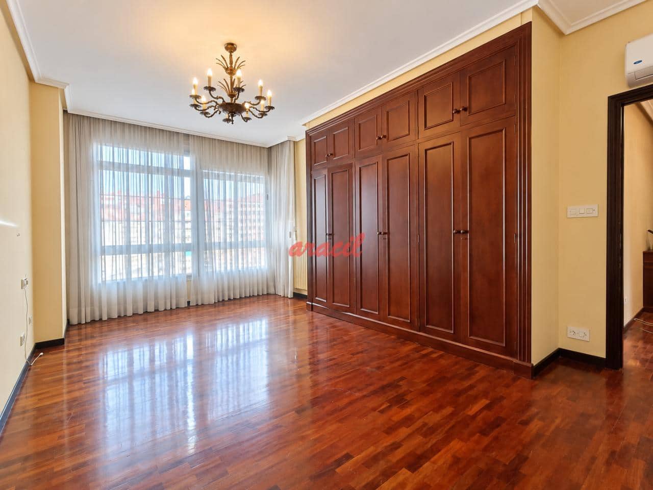 4 bedroom Flat for sale in Ourense city - € 315,000 (Ref: 10186356)