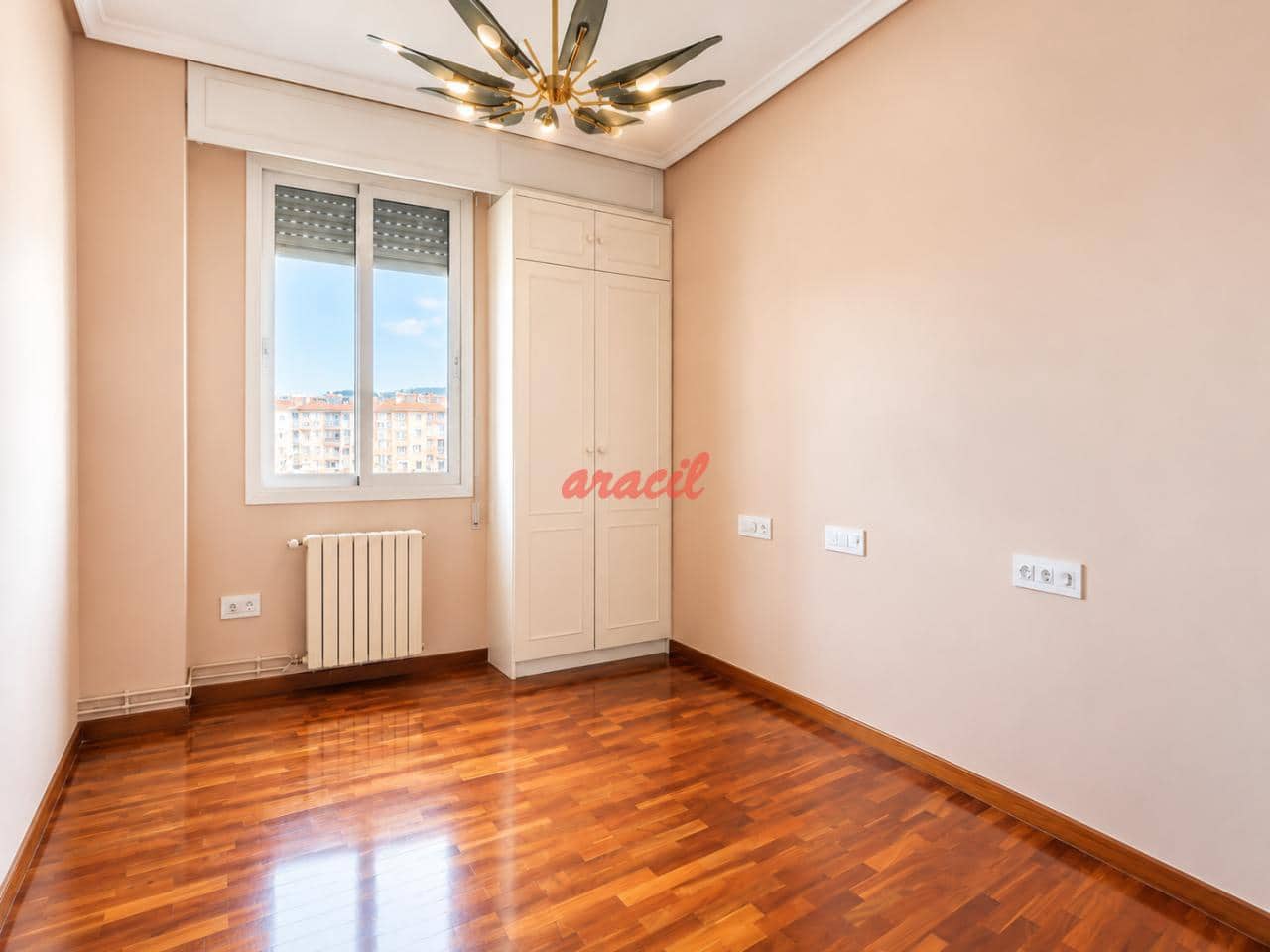 4 bedroom Flat for sale in Ourense city - € 315,000 (Ref: 10186356)
