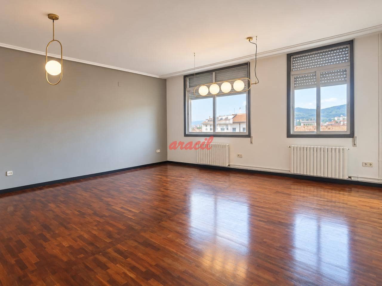 4 bedroom Flat for sale in Ourense city - € 315,000 (Ref: 10186356)