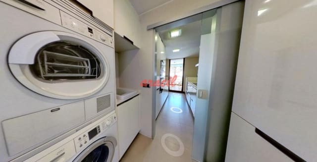 4 bedroom Penthouse for sale in Ourense city with garage - € 550,000 (Ref: 8382480)