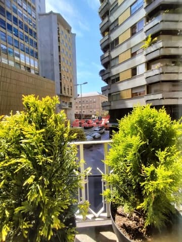 Kommersiell att hyra i Ourense stad - 900 € (Ref: 8390829)