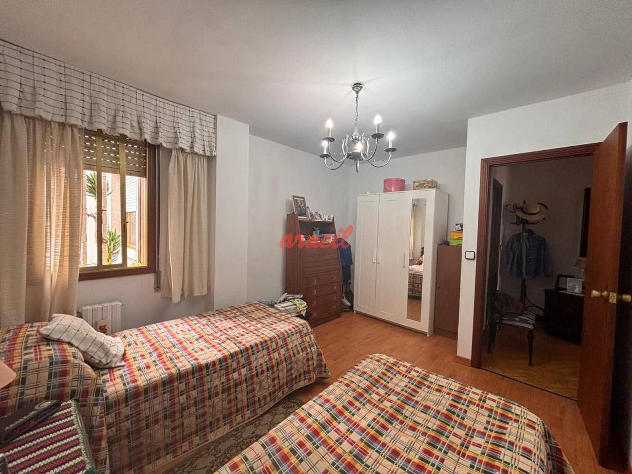 3 bedroom Penthouse for sale in Ourense city with garage - € 425,000 (Ref: 8402856)