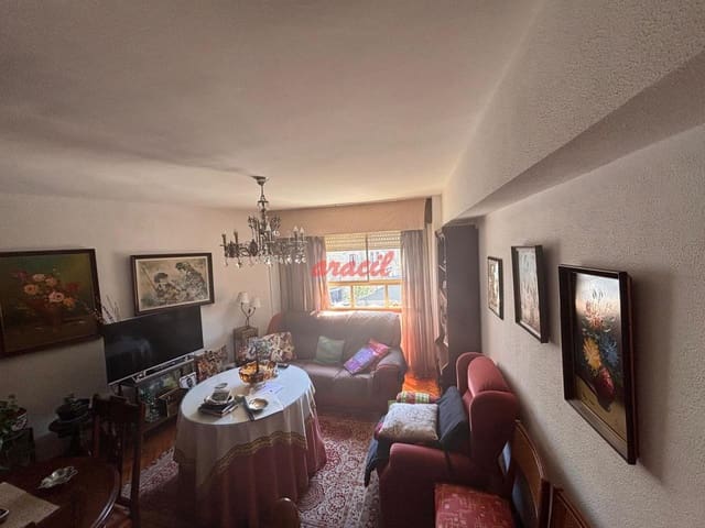 3 bedroom Penthouse for sale in Ourense city with garage - € 425,000 (Ref: 8402856)