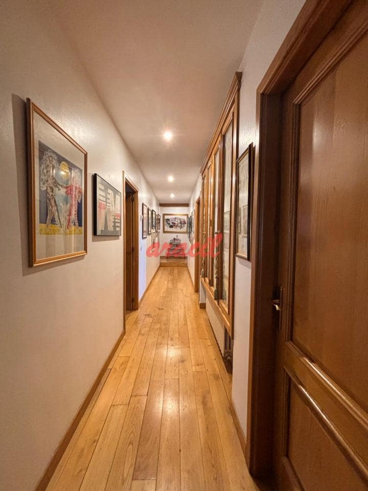 5 soveværelse Finca/Landehus til salg i Vilamarin med swimmingpool garage - € 485.000 (Ref: 8440254)