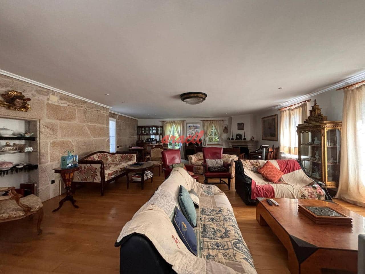 5 soveværelse Finca/Landehus til salg i Vilamarin med swimmingpool garage - € 485.000 (Ref: 8440254)