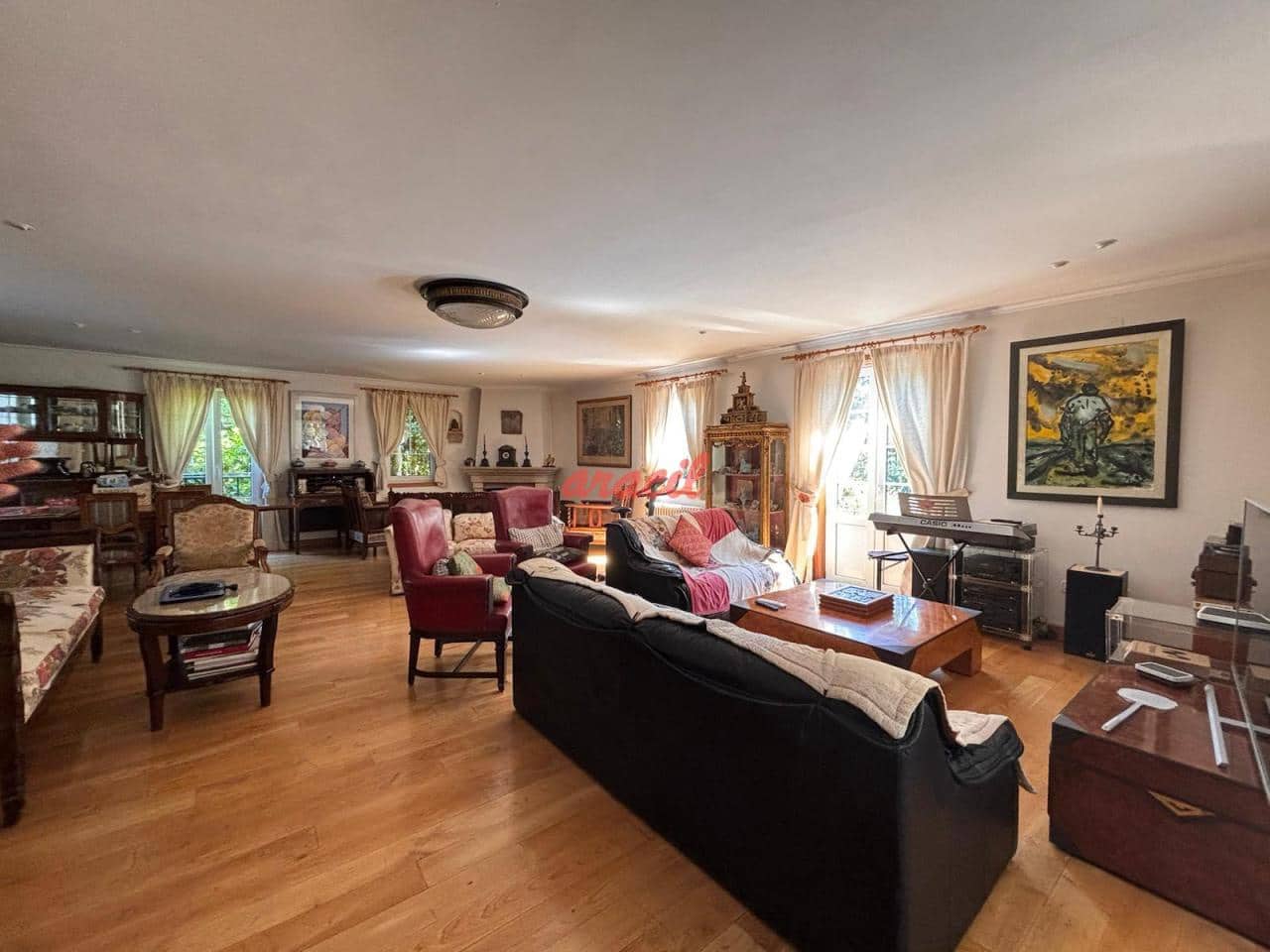 5 soveværelse Finca/Landehus til salg i Vilamarin med swimmingpool garage - € 485.000 (Ref: 8440254)