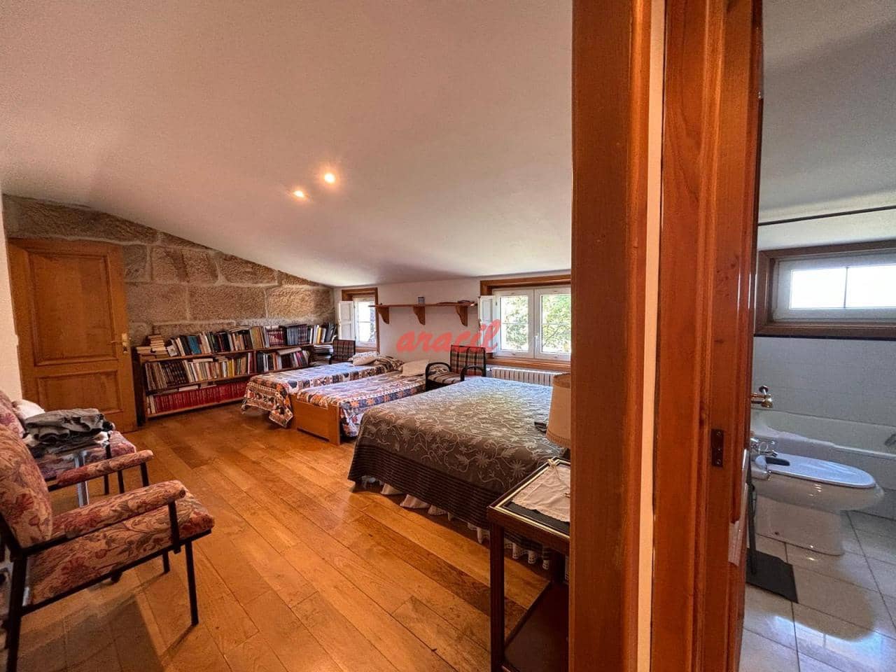 5 soveværelse Finca/Landehus til salg i Vilamarin med swimmingpool garage - € 485.000 (Ref: 8440254)