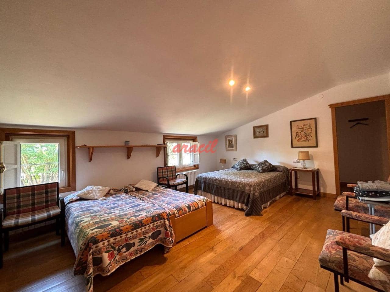 5 soveværelse Finca/Landehus til salg i Vilamarin med swimmingpool garage - € 485.000 (Ref: 8440254)