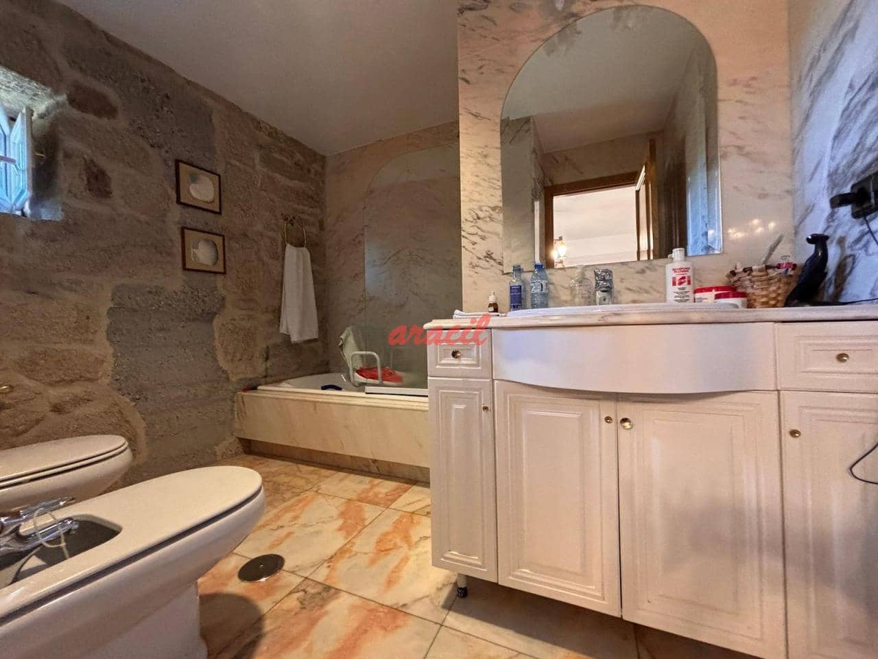 5 soveværelse Finca/Landehus til salg i Vilamarin med swimmingpool garage - € 485.000 (Ref: 8440254)