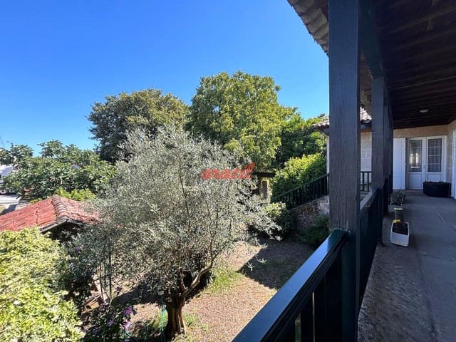 5 makuuhuone Maalaistalo myytävänä paikassa Vilamarín mukana uima-altaan 
autotalli - 485 000 € (Ref: 8440254)