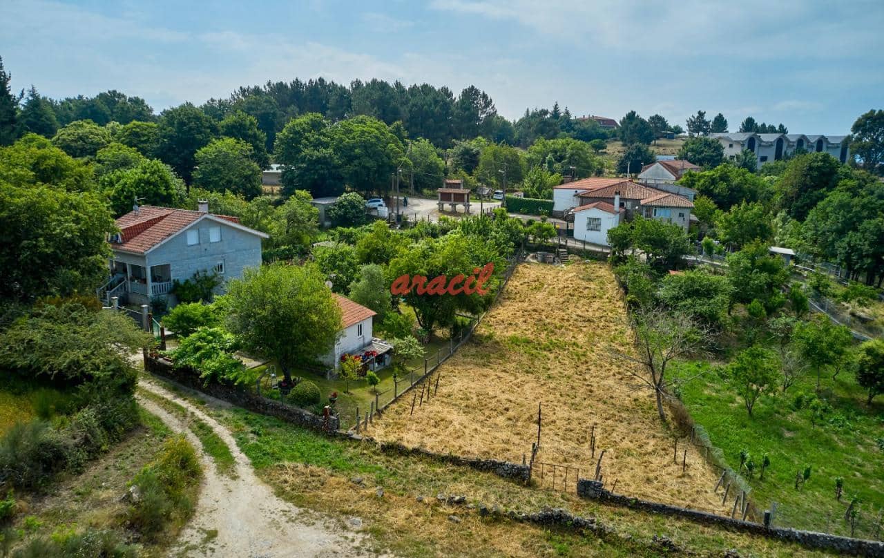 3 soveværelse Villa til salg i Ourense by med garage - € 285.000 (Ref: 8564536)