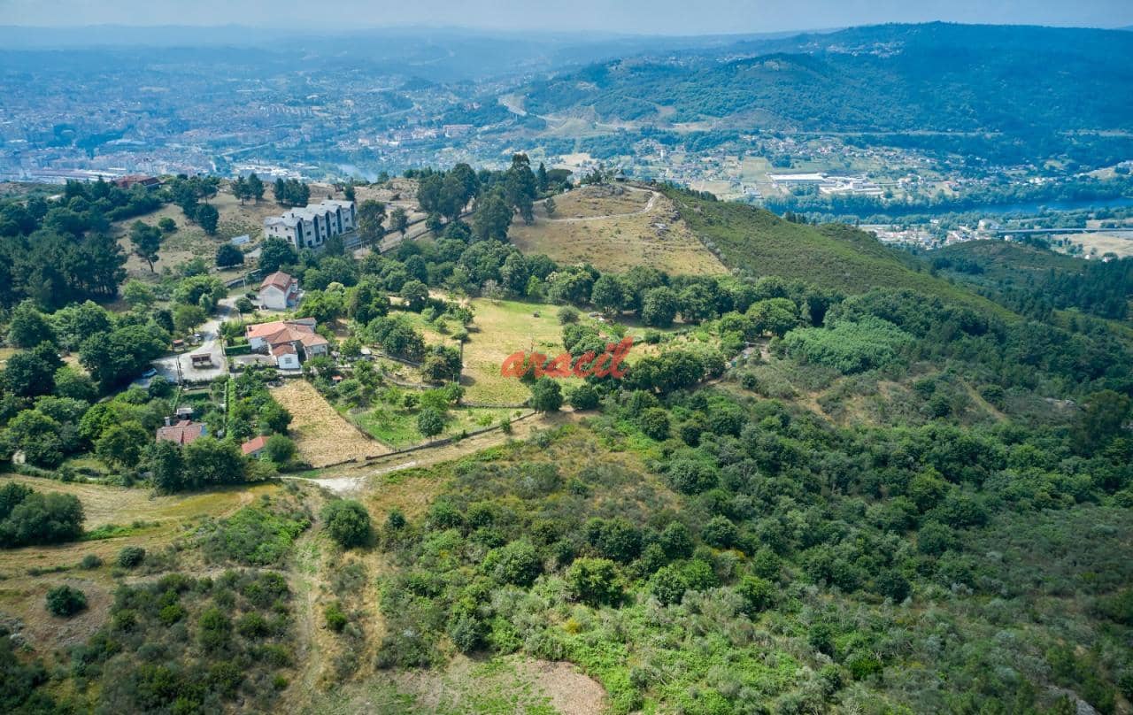 3 soveværelse Villa til salg i Ourense by med garage - € 285.000 (Ref: 8564536)