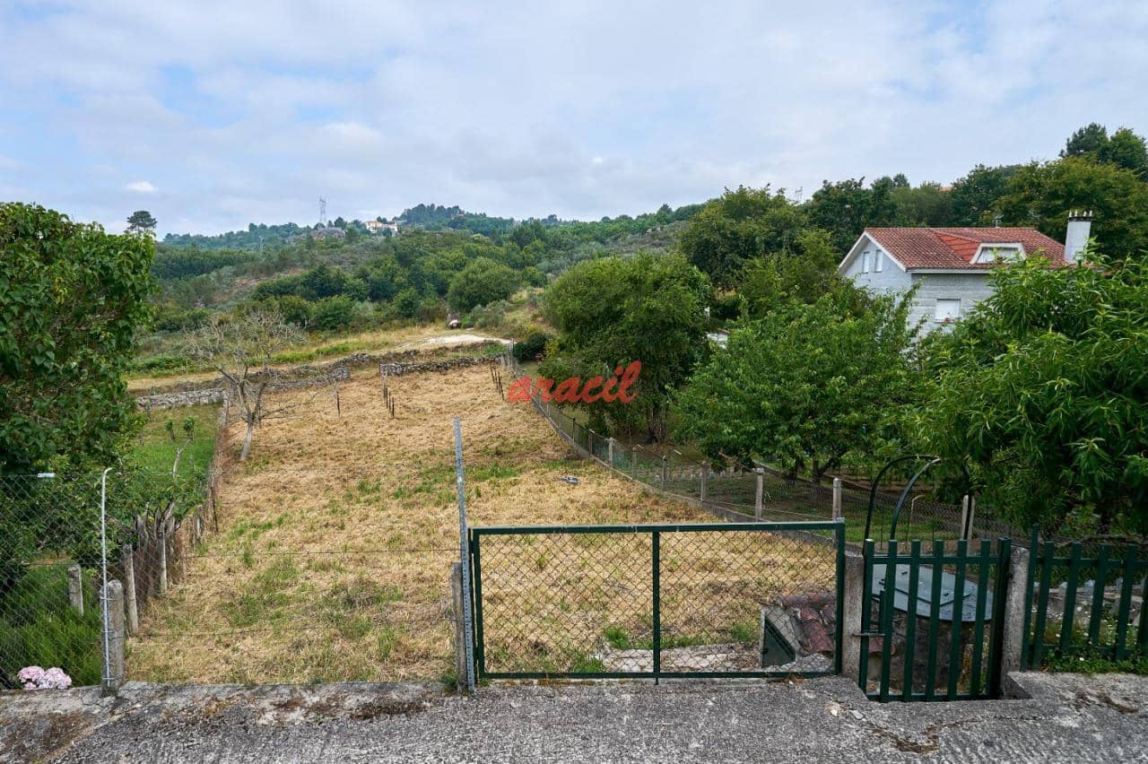 3 soveværelse Villa til salg i Ourense by med garage - € 285.000 (Ref: 8564536)