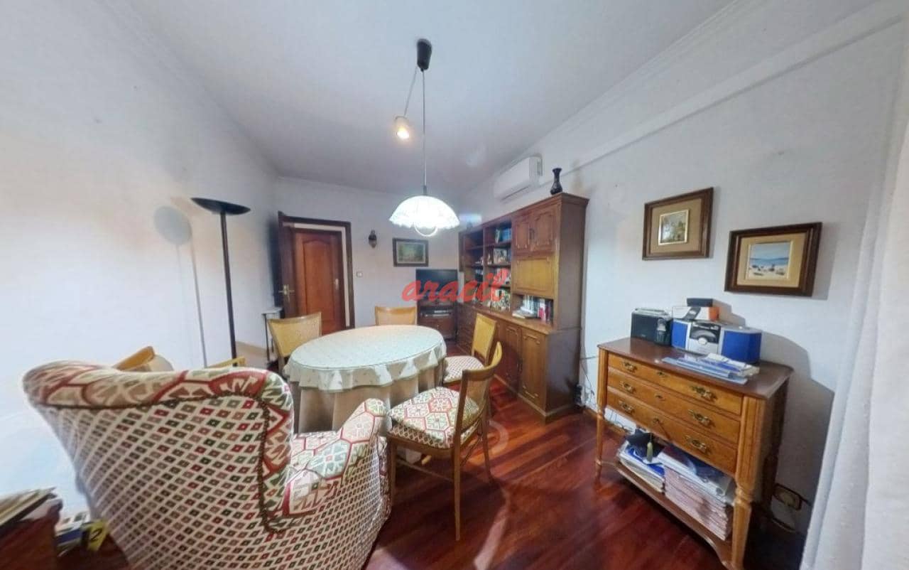 5 soveværelse Lejlighed til salg i Ourense by med garage - € 540.000 (Ref: 8572147)