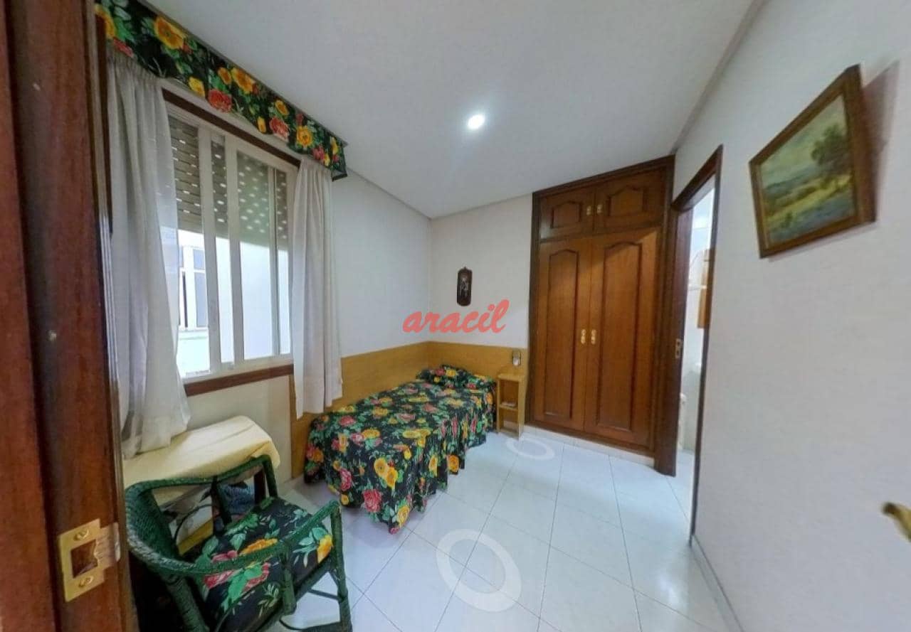 5 soveværelse Lejlighed til salg i Ourense by med garage - € 540.000 (Ref: 8572147)