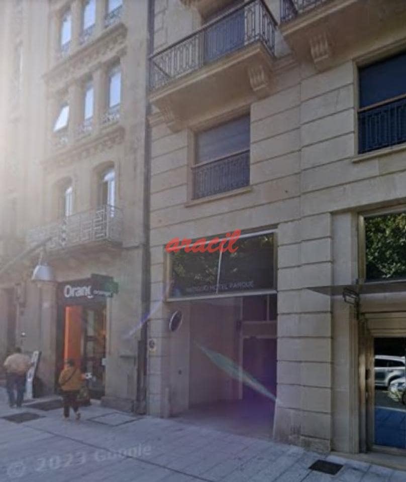 Garage til leje i Ourense by - € 100 (Ref: 8638318)