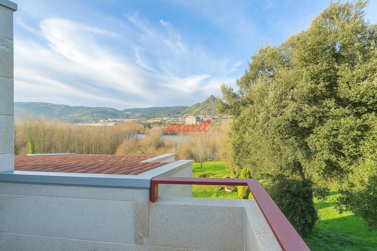 4 quarto Moradia para venda em Ourense cidade - 485 000 € (Ref: 8800834)