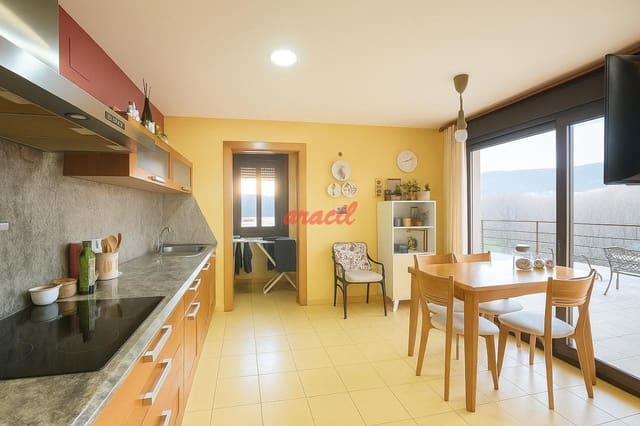 4 bedroom Villa for sale in Ourense city - € 485,000 (Ref: 8800834)