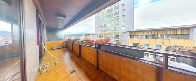 4 bedroom Flat for sale in Ourense city with garage - € 535,000 (Ref: 8977836)