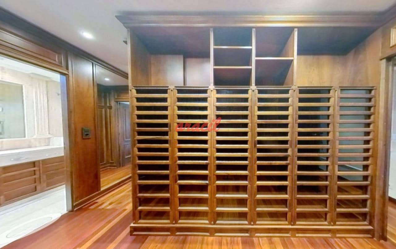 4 soveværelse Lejlighed til salg i Ourense by med garage - € 535.000 (Ref: 8977836)