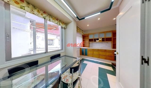 4 bedroom Flat for sale in Ourense city with garage - € 535,000 (Ref: 8977836)