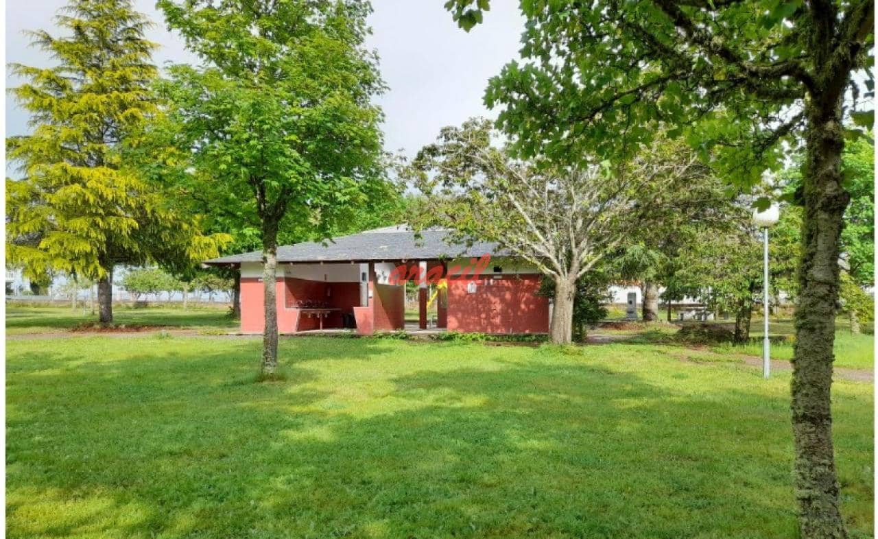 Villa til salg i A Pobra de Trives - € 590.000 (Ref: 9002821)