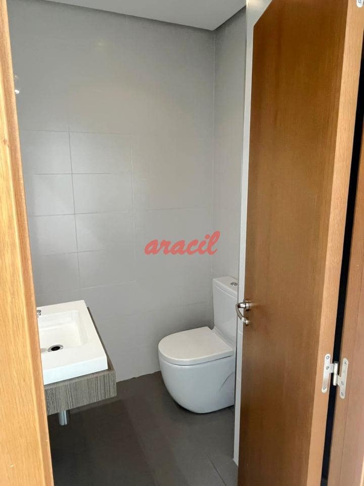 4 soveværelse Lejlighed til salg i Ourense by - € 650.000 (Ref: 9073108)