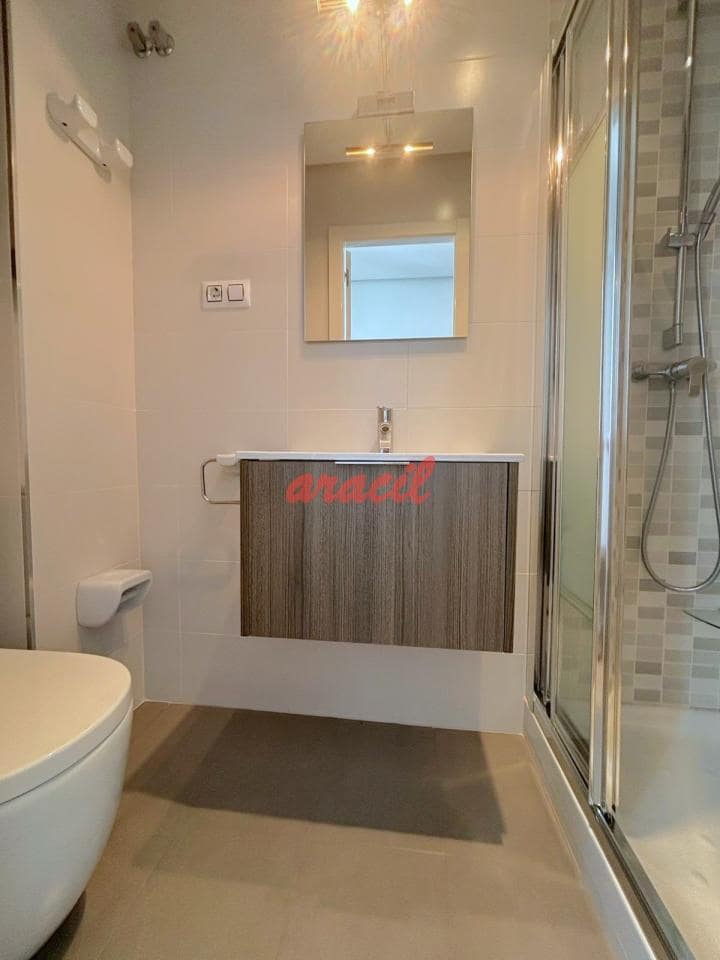 4 soveværelse Lejlighed til salg i Ourense by - € 650.000 (Ref: 9073108)