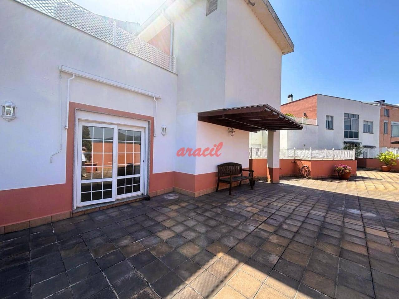 4 soveværelse Lejlighed til salg i Ourense by - € 650.000 (Ref: 9073108)