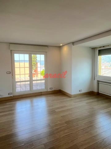 4 camera da letto Appartamento in vendita in Ourense città - 635.000 € (Rif: 9073108)