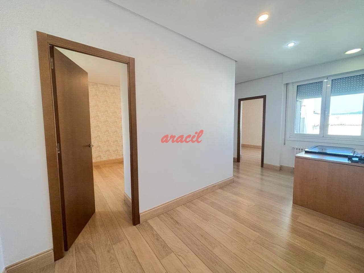 4 Zimmer Wohnung zu verkaufen in Ourense Stadt - 635.000 € (Ref: 9073108)