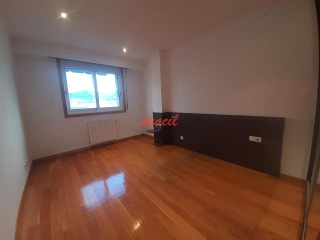 4 makuuhuone Asunto vuokrattavana paikassa Ourense kaupunki mukana 
autotalli - 1 200 € (Ref: 9169306)