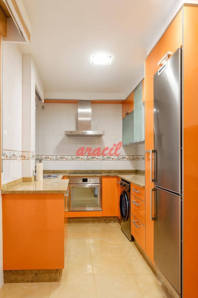 4 soveværelse Lejlighed til leje i Ourense by med garage - € 1.100 (Ref: 9169306)