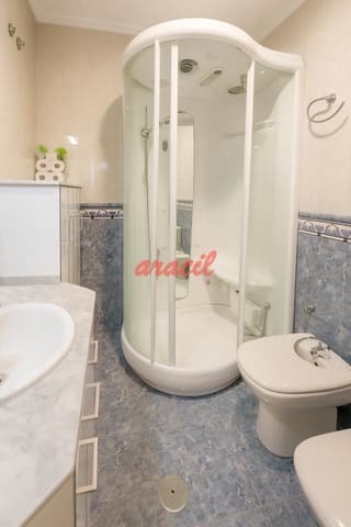 4 bedroom Flat for rent in Ourense city with garage - € 1,100 (Ref: 9169306)