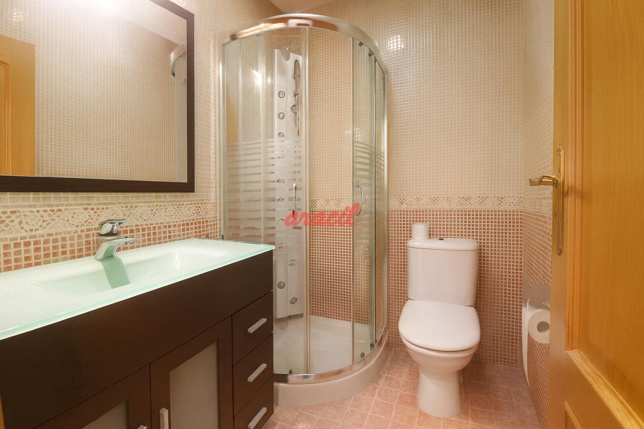 4 soveværelse Lejlighed til leje i Ourense by med garage - € 1.100 (Ref: 9169306)