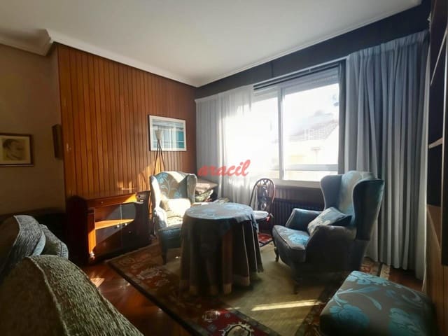6 bedroom Flat for sale in Ourense city with garage - € 395,000 (Ref: 9217006)