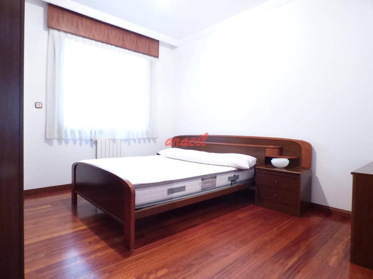 2 bedroom Apartment for rent in Ourense city with garage - € 750 (Ref: 9280738)