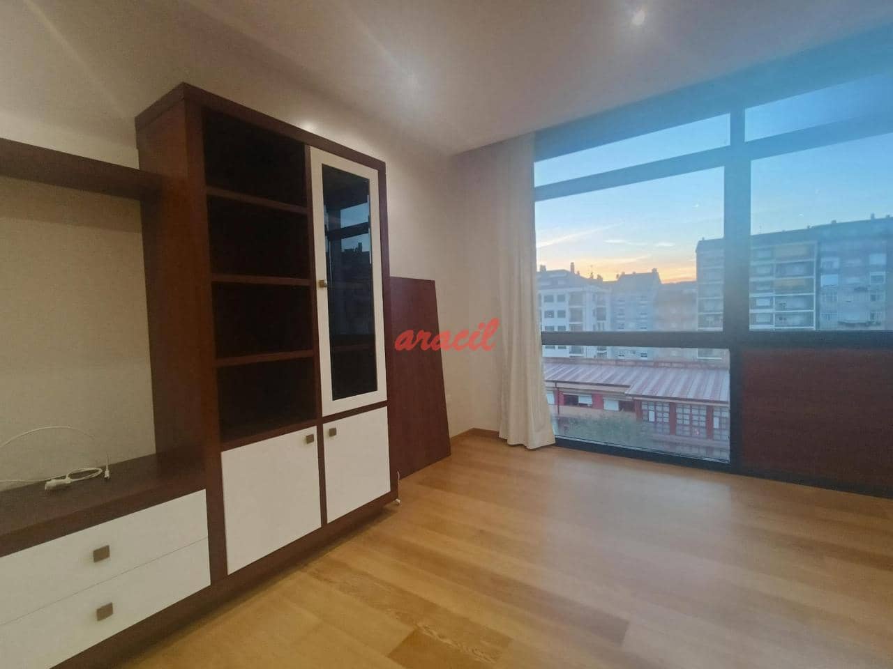 3 bedroom Flat for rent in Ourense city with garage - € 900 (Ref: 9284870)