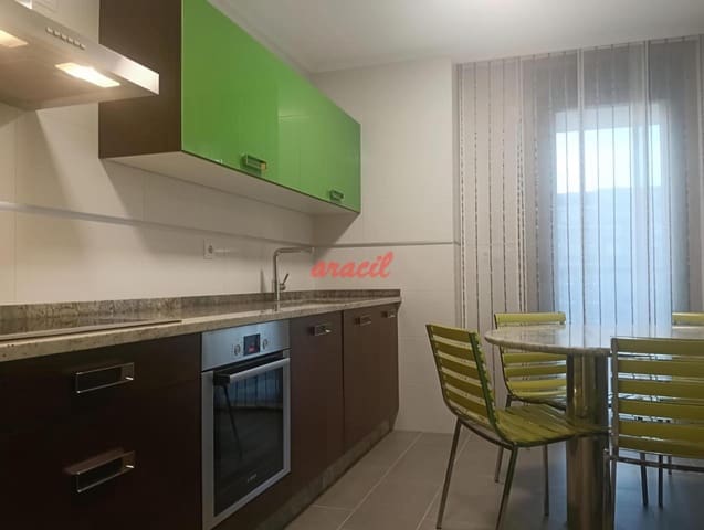 3 bedroom Flat for rent in Ourense city with garage - € 900 (Ref: 9284870)
