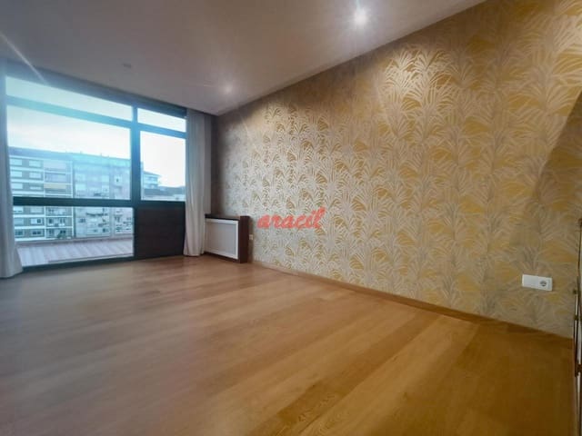 3 bedroom Flat for rent in Ourense city with garage - € 900 (Ref: 9284870)