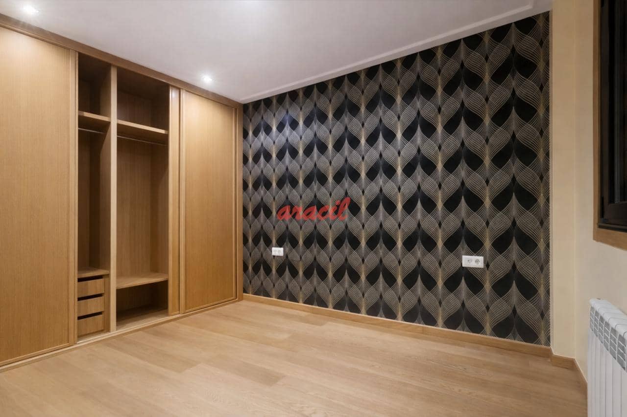 3 bedroom Flat for rent in Ourense city with garage - € 900 (Ref: 9284870)