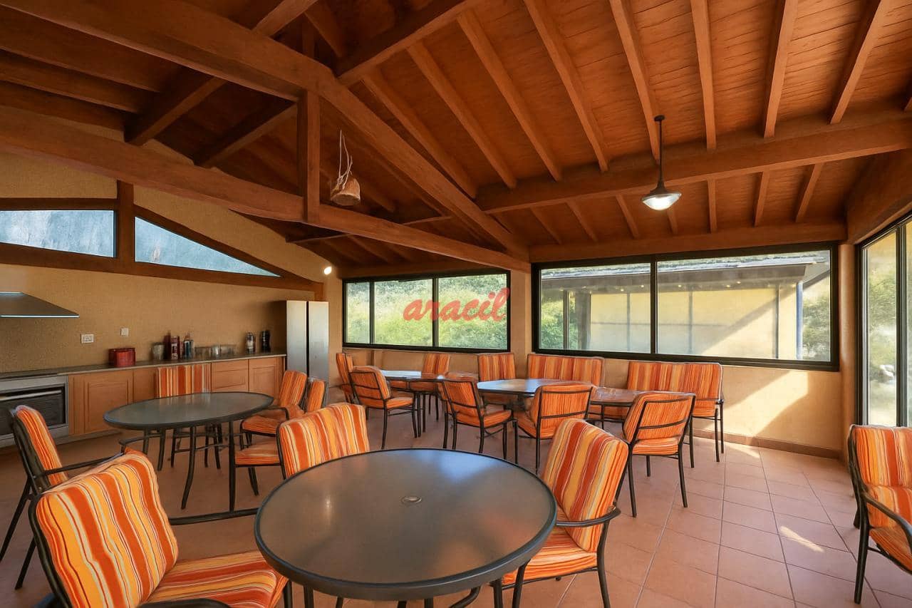 5 makuuhuone Huvila myytävänä paikassa Coles mukana uima-altaan 
autotalli - 400 000 € (Ref: 9321453)