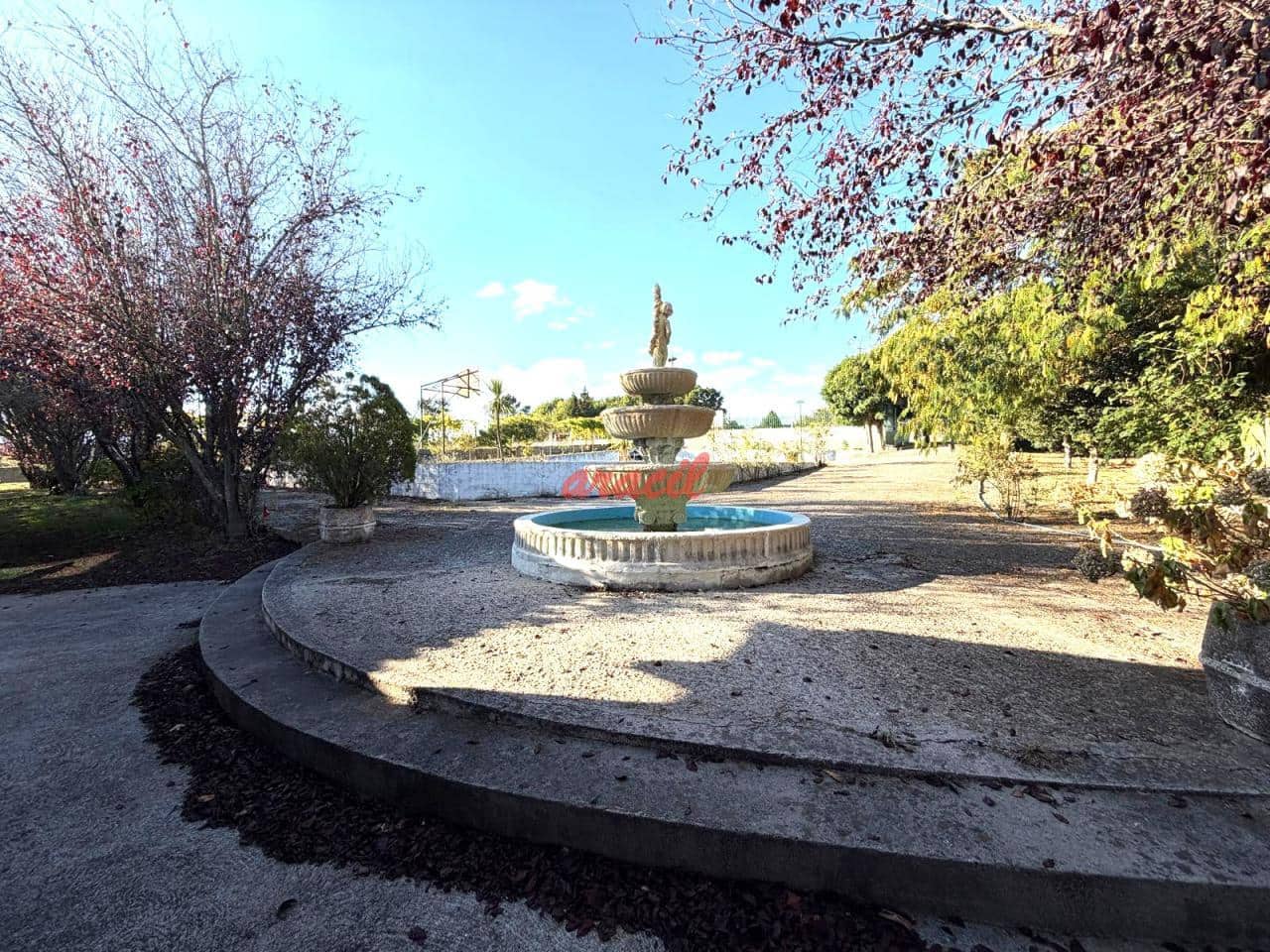 5 makuuhuone Huvila myytävänä paikassa Coles mukana uima-altaan 
autotalli - 400 000 € (Ref: 9321453)