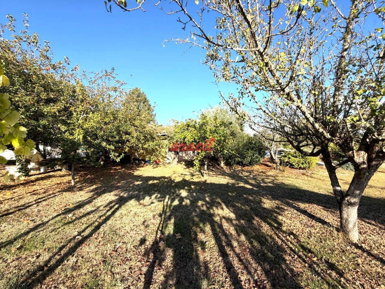 5 makuuhuone Huvila myytävänä paikassa Coles mukana uima-altaan 
autotalli - 400 000 € (Ref: 9321453)