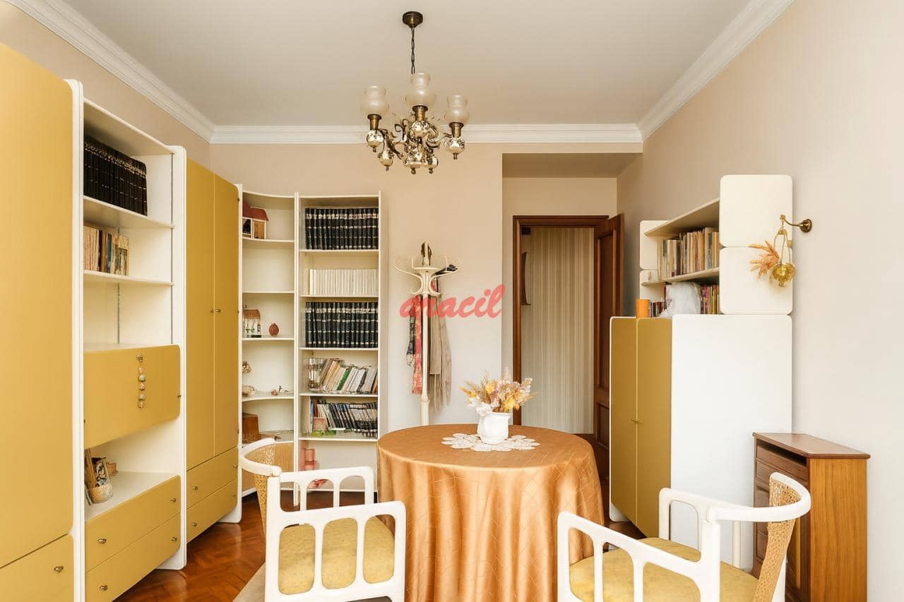 4 bedroom Flat for sale in Ourense city with garage - € 360,000 (Ref: 9421830)