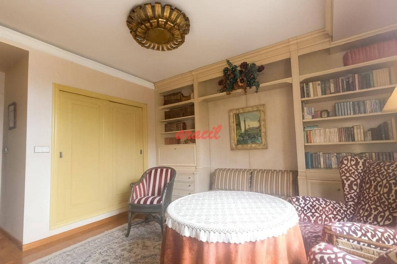 4 bedroom Flat for sale in Ourense city with garage - € 360,000 (Ref: 9421830)