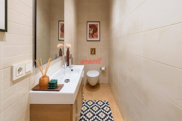 Ático de 4 habitaciones en Ourense ciudad en venta con garaje - 495.000 € (Ref: 9465148)